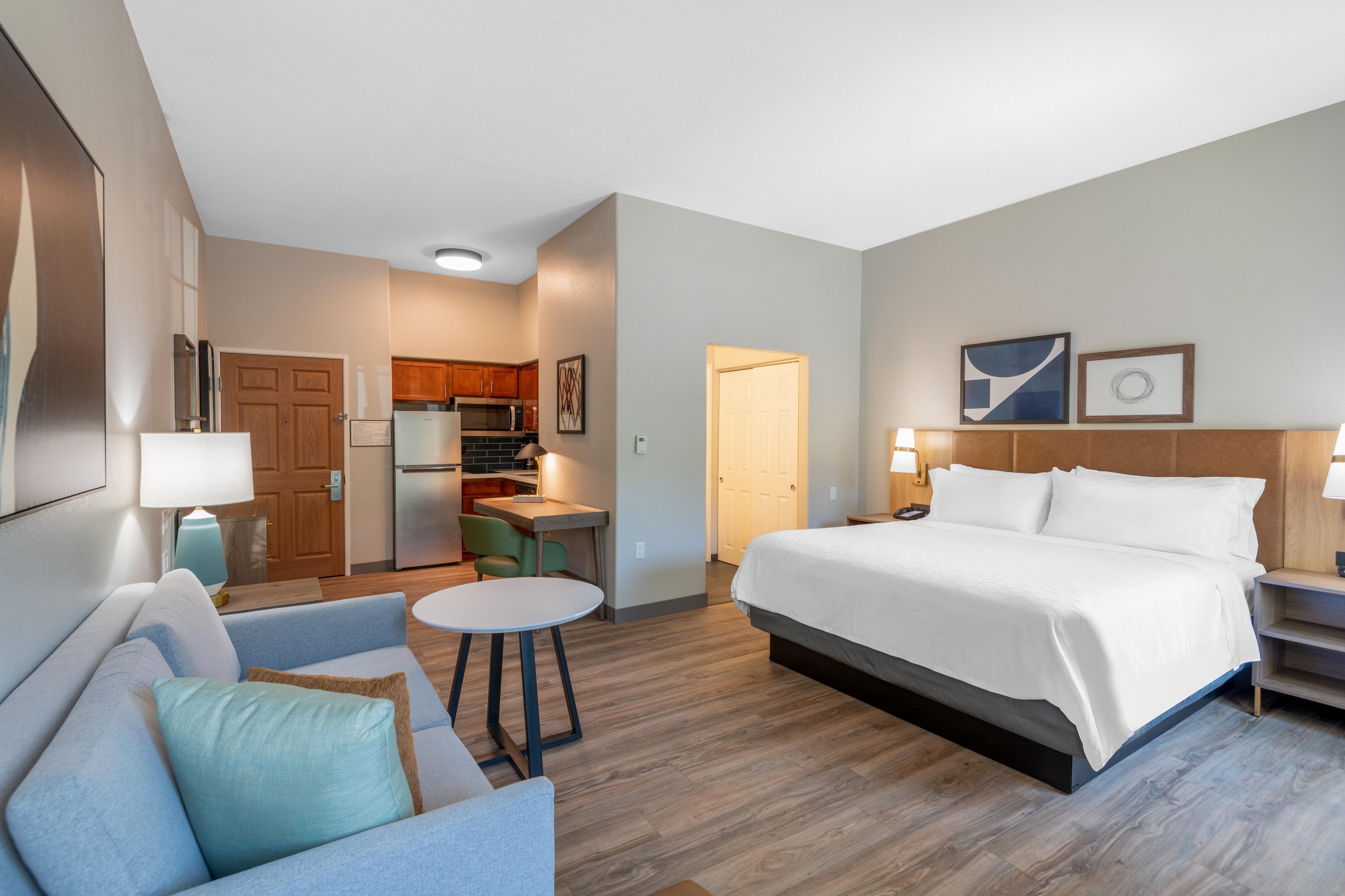 Staybridge Suites Phoenix Glendale Sports Dist By Ihg Exterior photo
