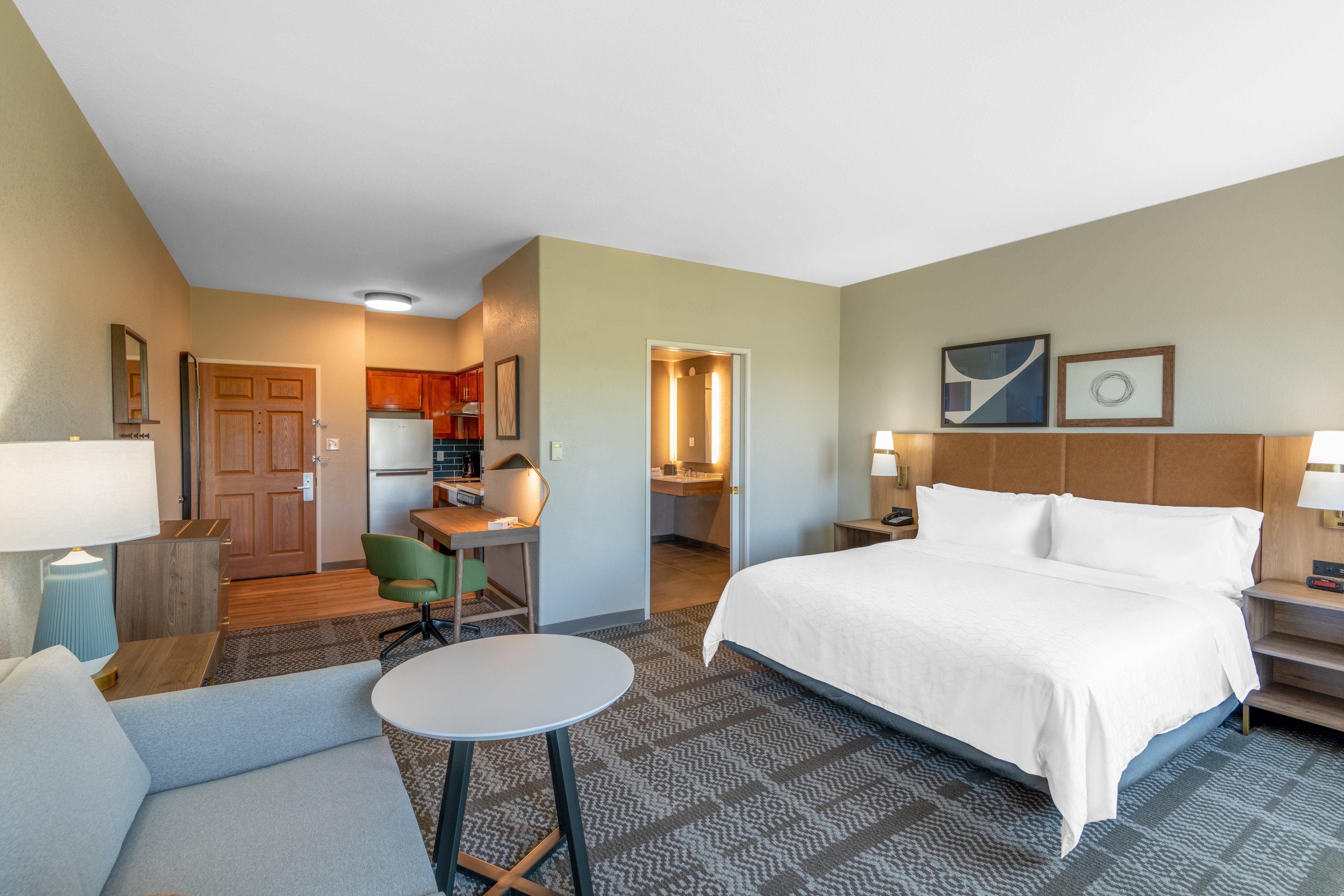 Staybridge Suites Phoenix Glendale Sports Dist By Ihg Exterior photo