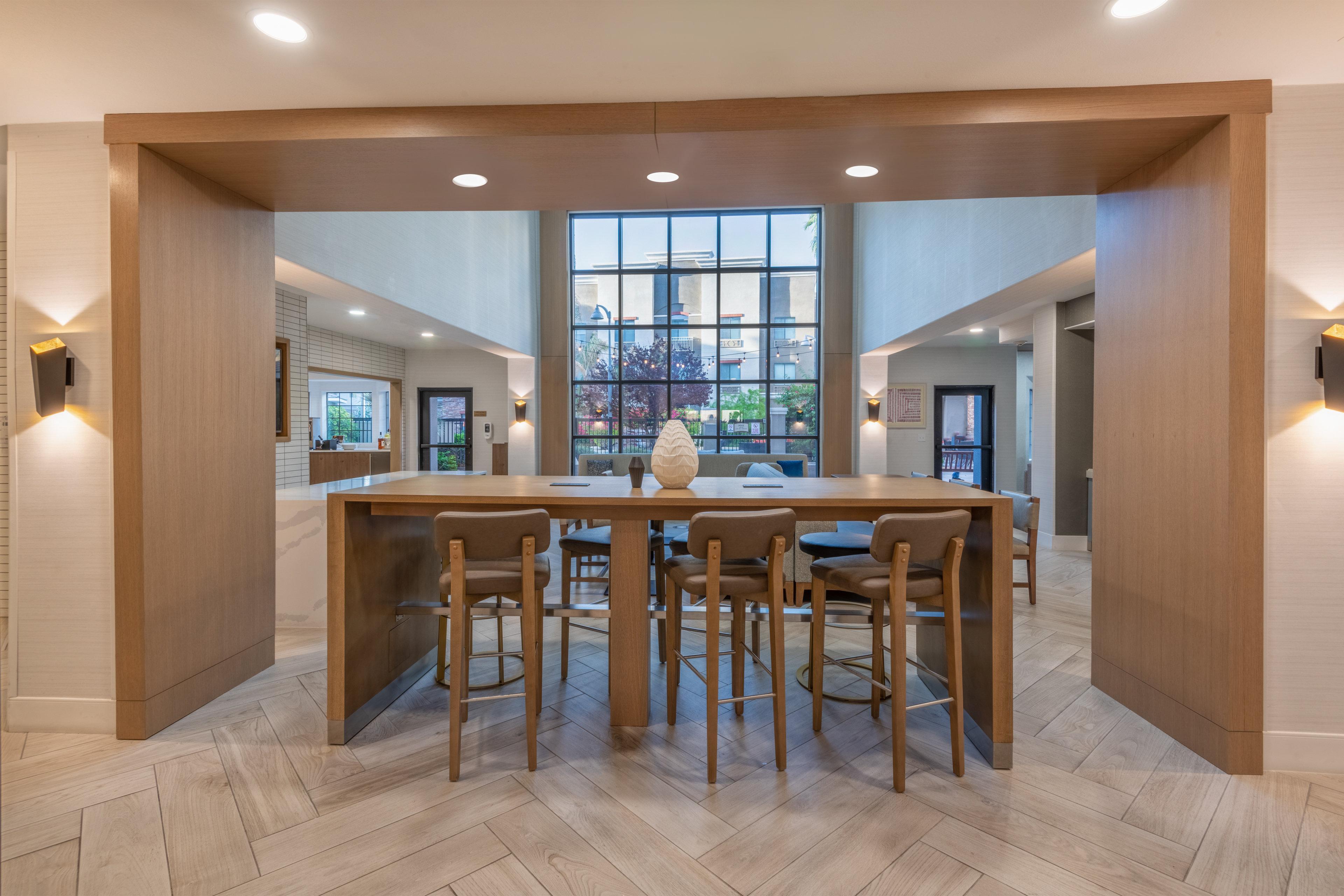 Staybridge Suites Phoenix Glendale Sports Dist By Ihg Exterior photo
