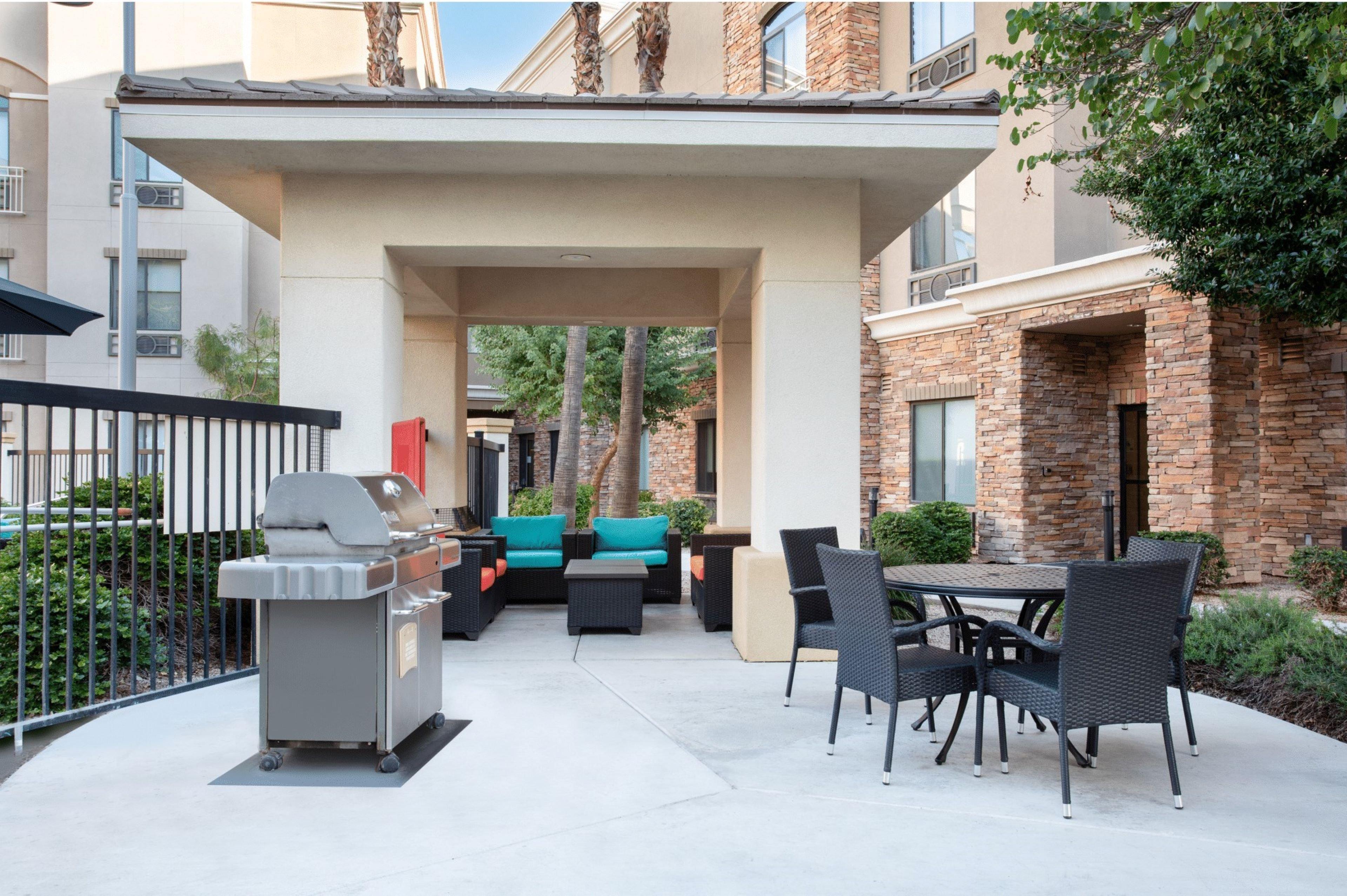 Staybridge Suites Phoenix Glendale Sports Dist By Ihg Exterior photo