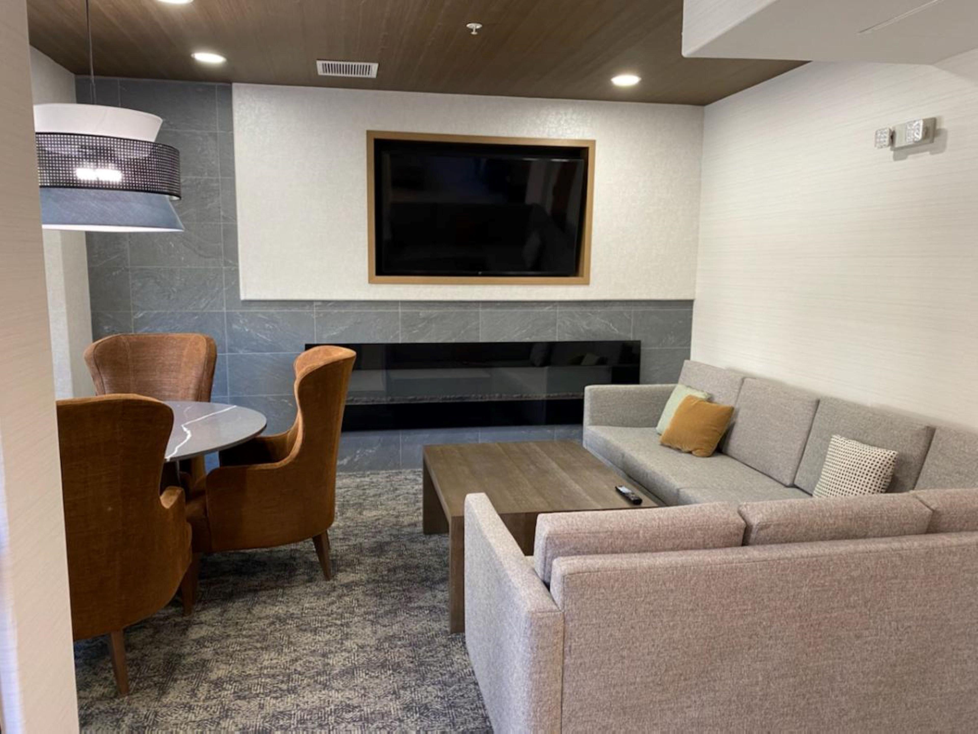 Staybridge Suites Phoenix Glendale Sports Dist By Ihg Exterior photo